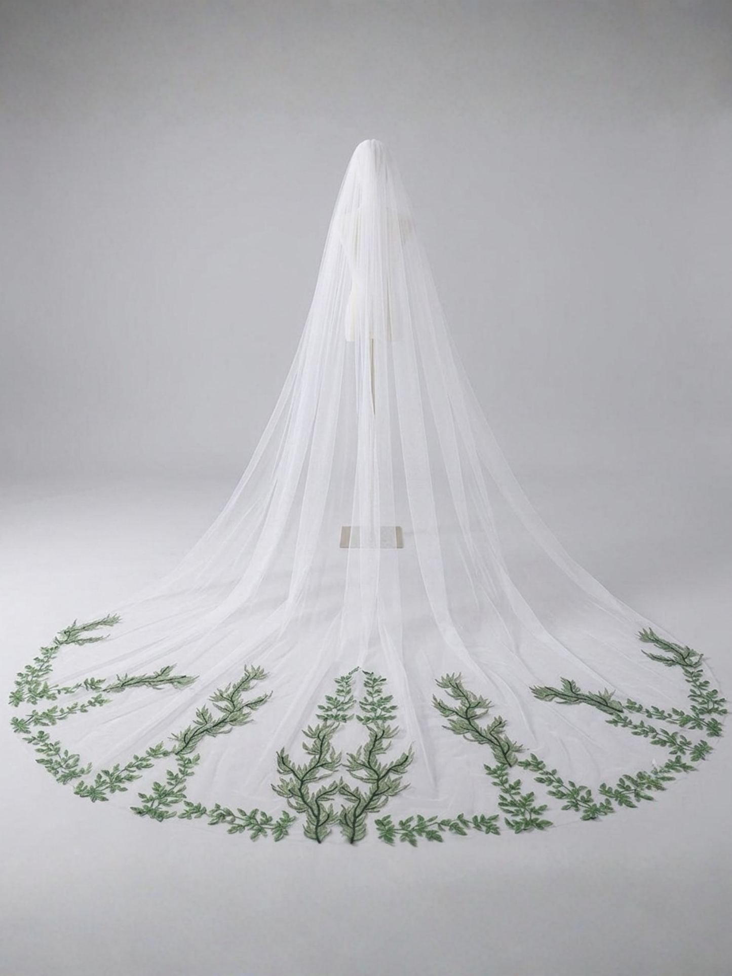 The Ivy Veil – Botanical Leaf Embroidered Cathedral Length Wedding Veil