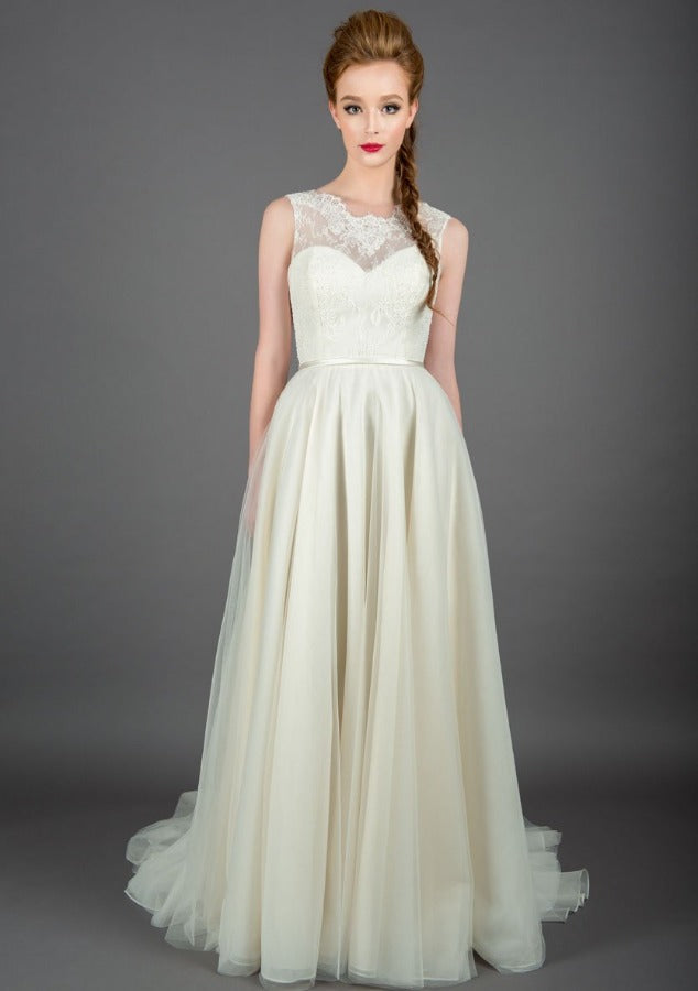 Full length Boho floaty skirt wedding dress by Lou Lou with lace bodice, low 'v' back and pretty soft Bohemian tulle skirt, trimmed with narrow satin belt and silk roses