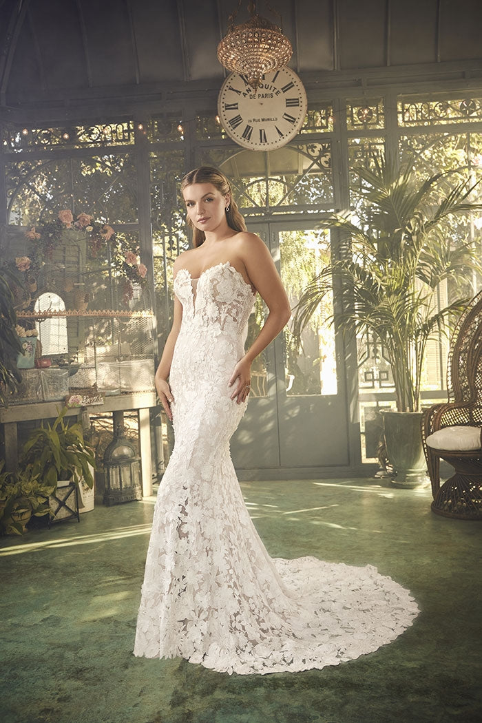 The Jolie bridal dress by Casablanca