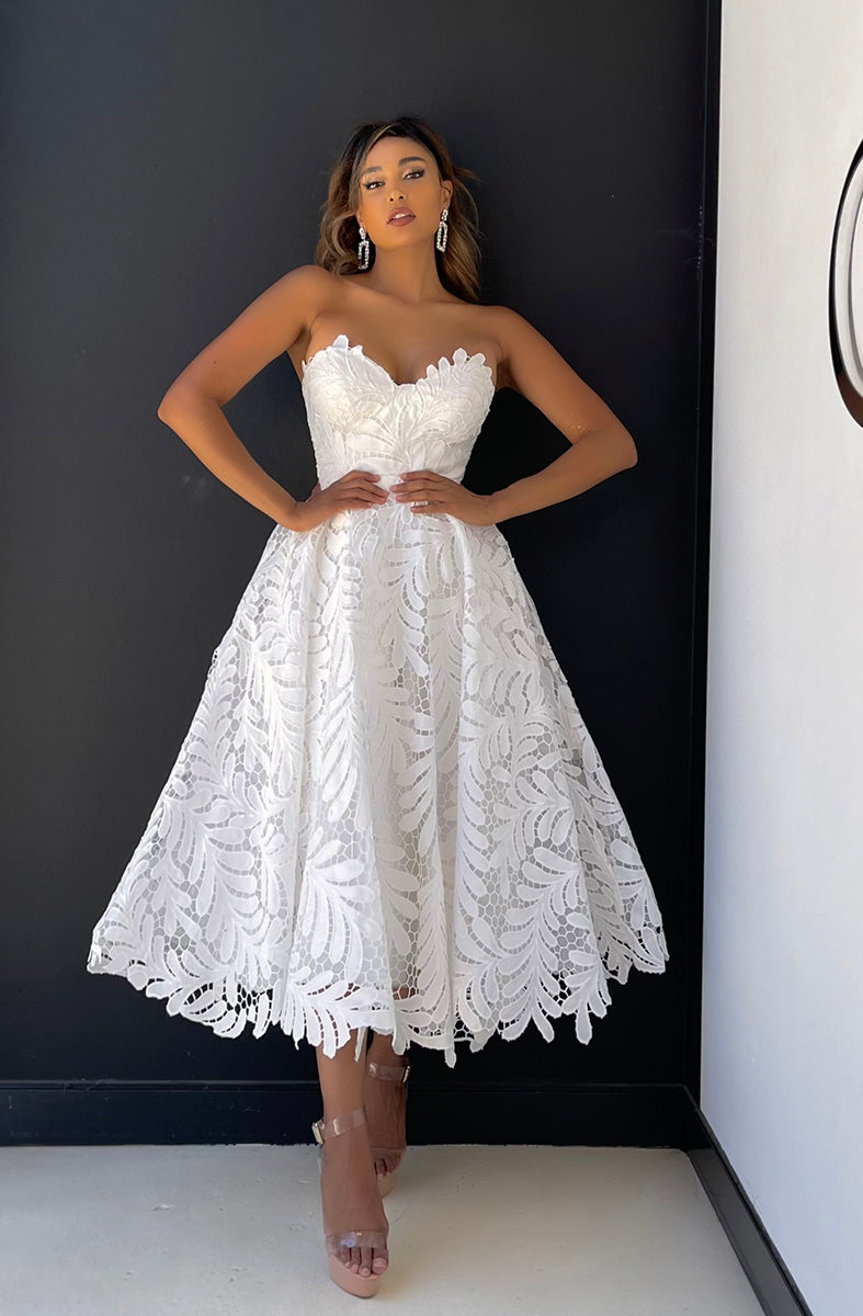 Modern tea length wedding dress in fashionable leaf lace ja-mia