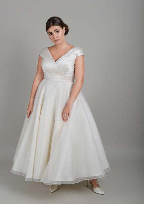 Retro & Vintage Plus Size White Satin A Line Bridal Gown