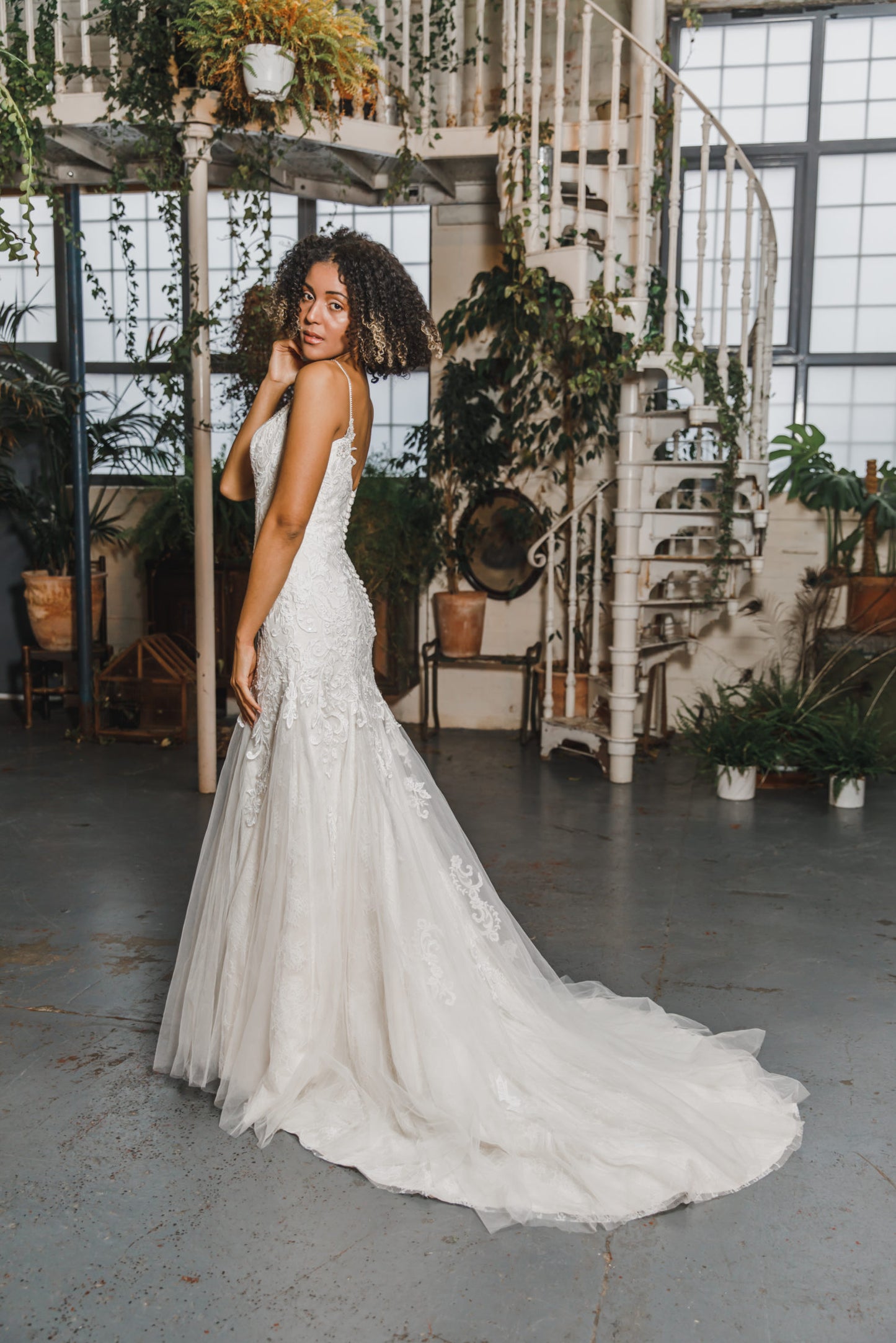 hn-Mila Delicate Guipure Lace Wedding Dress