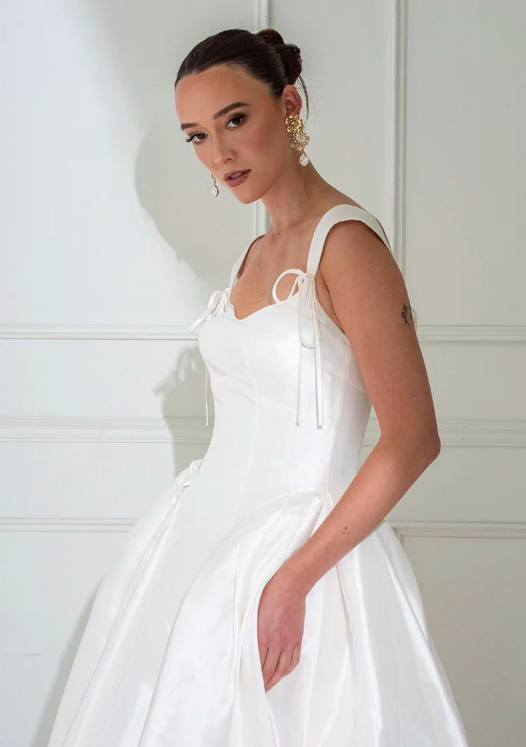 Freda Bennet Paloma – Contemporary Full Skirt Wedding Dress FB-Paloma