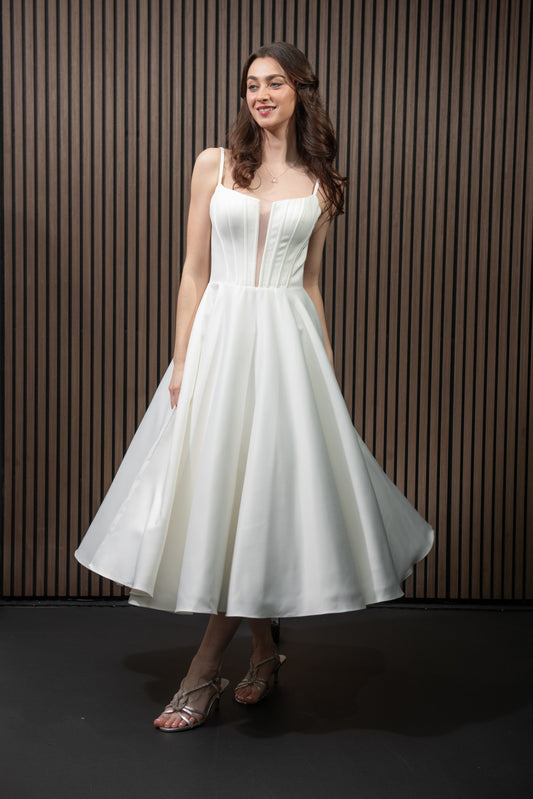 hn-Elodie Contemporary Tea-Length Wedding Dress