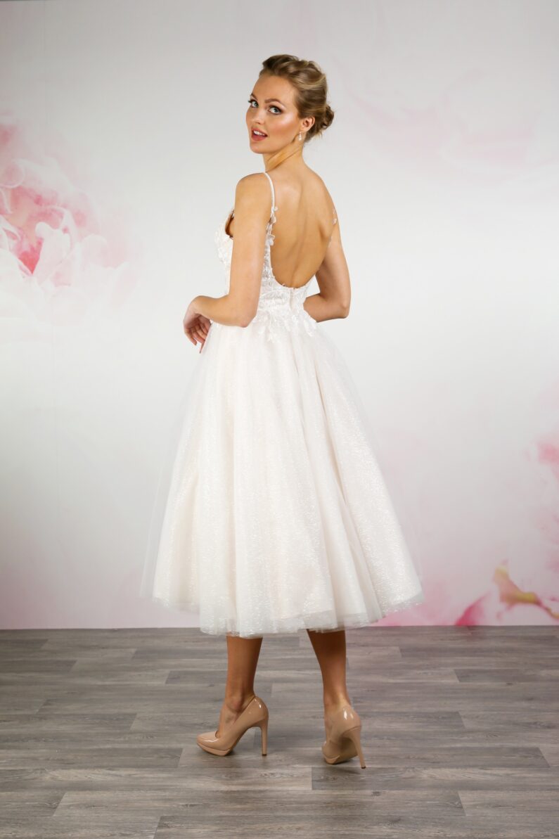 Back of the eb-elaine wedding dress