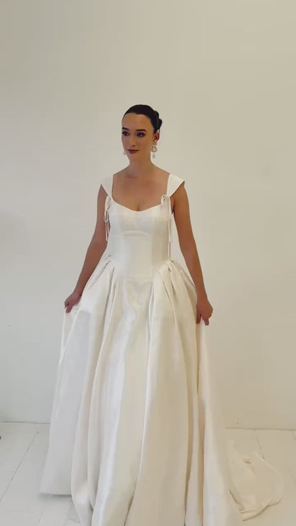 Freda Bennet Paloma – Contemporary Full Skirt Wedding Dress FB-Paloma