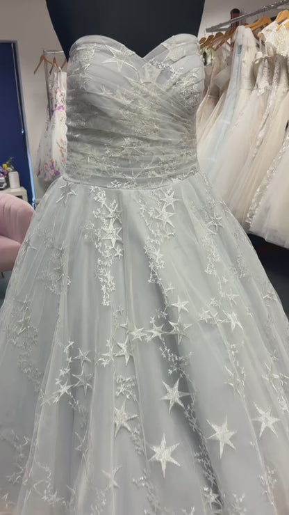 Aster – Celestial Star Tulle Tea-Length Wedding Dress