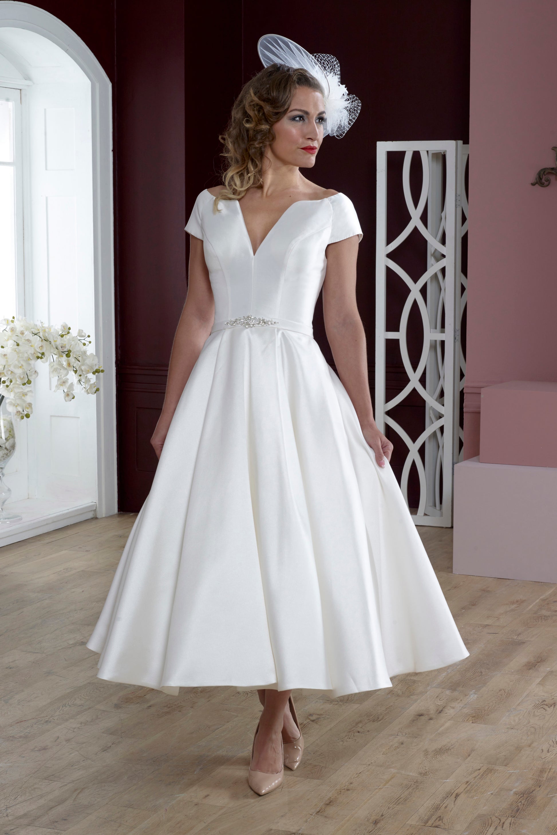 wedding dress short front long back uk June Bridals Modest Jewel Neck Short Front Long Back Summer Wedding Dress With 3-4 Long Sleeves