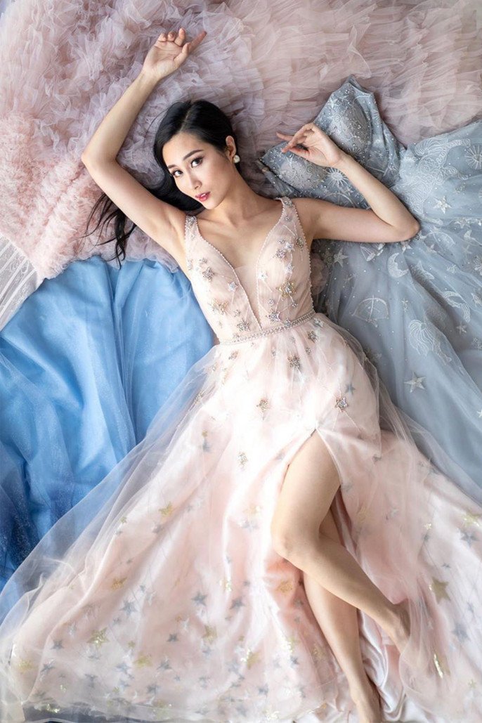 The Gabrielle wedding dress with leg slit al-gabrielle