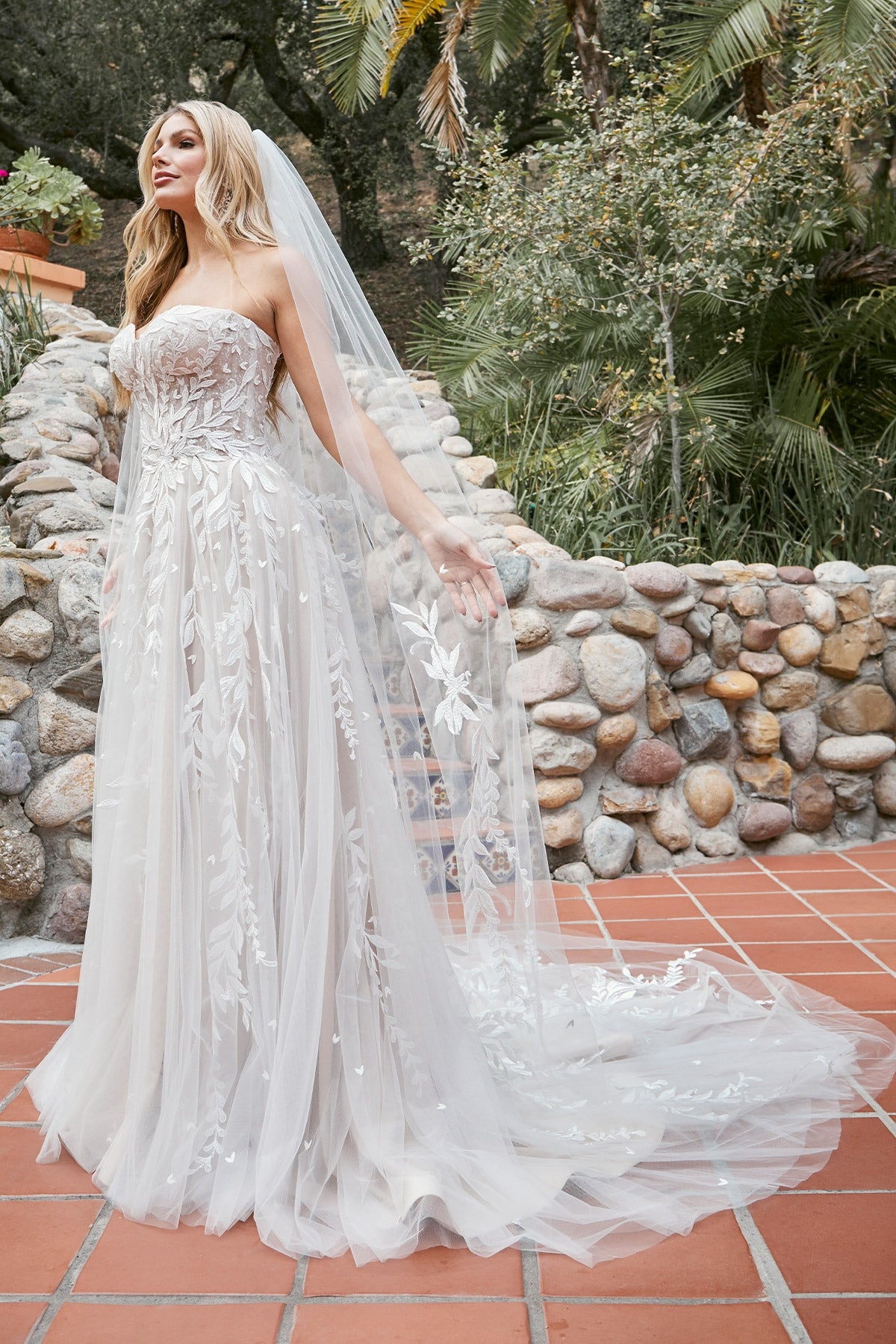 Full tulle and lace of the Alanna Boho style wedding dress ca-alanna
