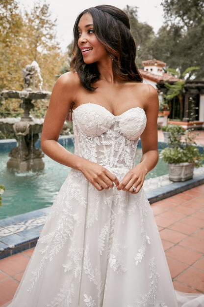 The bodice of the Laney bridal gown ca-laney