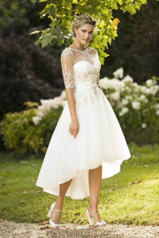 tb-monique Striking tulle gown