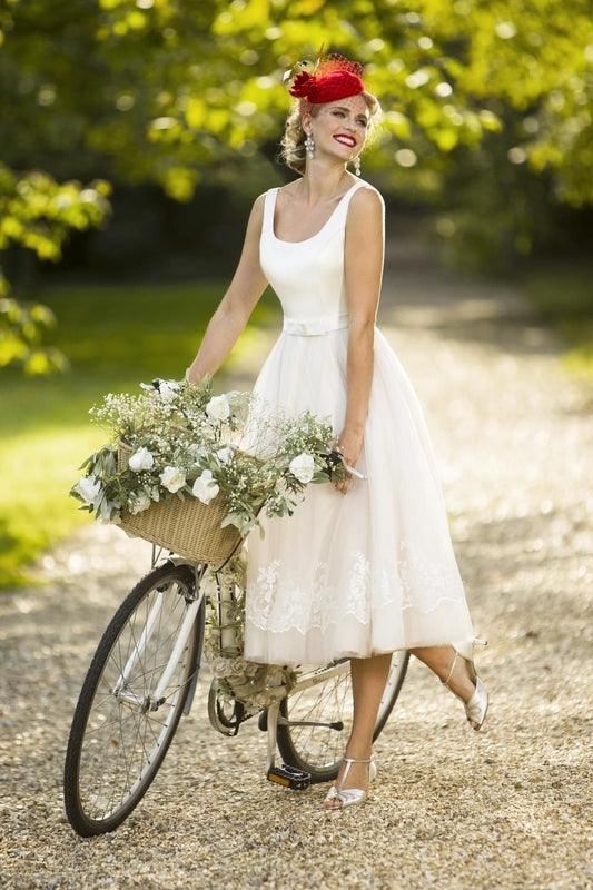 tb-tabitha-s Vintage style tea length wedding dress